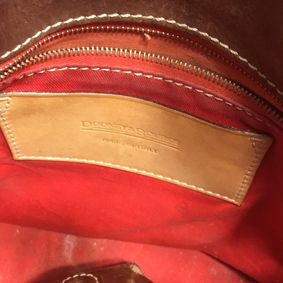 Dooney and Burke Vintage Brown Heart Purse. - Picture 6 of 6